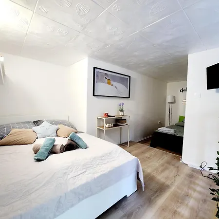 Apartment Forest View Scandi Loft Bratislava